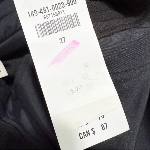 Abercrombie Curve Love Sloane Tailored Short Black NWT Size 4 - Picture 8 of 12